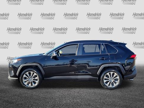 Used 2020 Toyota RAV4 XLE Premium AWD/4WD image 4
