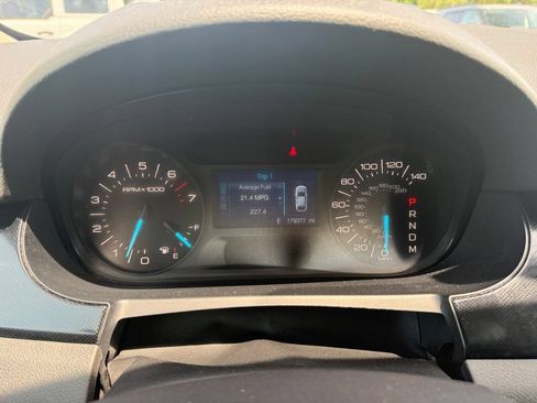 Used 2012 Ford Edge SE FWD image 27