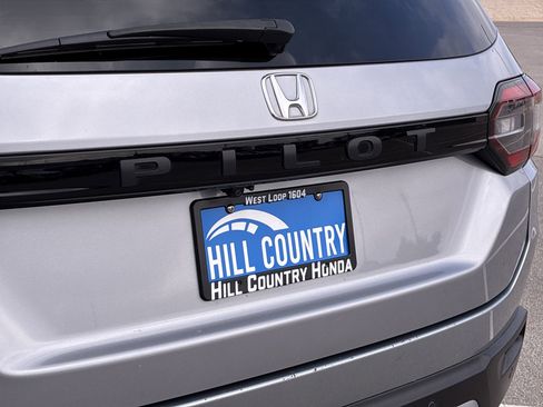 Certified 2024 Honda Pilot EX-L image 13