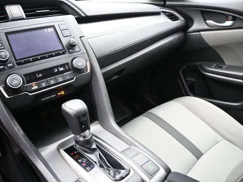 Used 2018 Honda Civic LX image 4