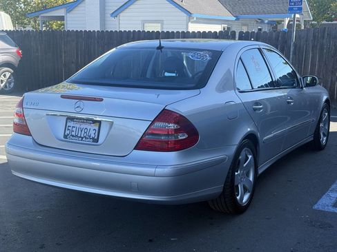 Used 2003 Mercedes-Benz E 320 Sedan image 6