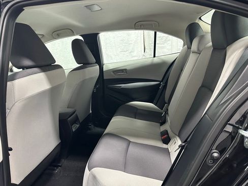 Used 2025 Toyota Corolla LE w/ LE Premium Package image 45