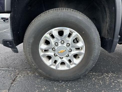 Used 2024 Chevrolet Silverado 2500 LTZ AWD/4WD image 10