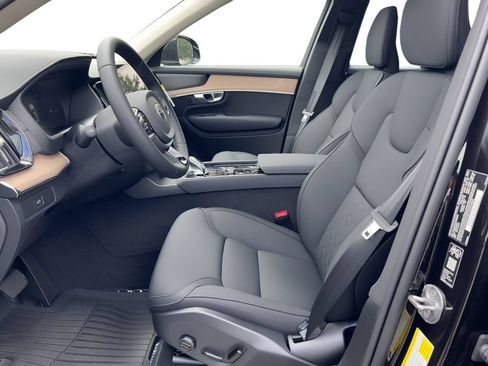 New 2026 Volvo XC90 B6 Plus w/ Protection Package Premier AWD/4WD image 6