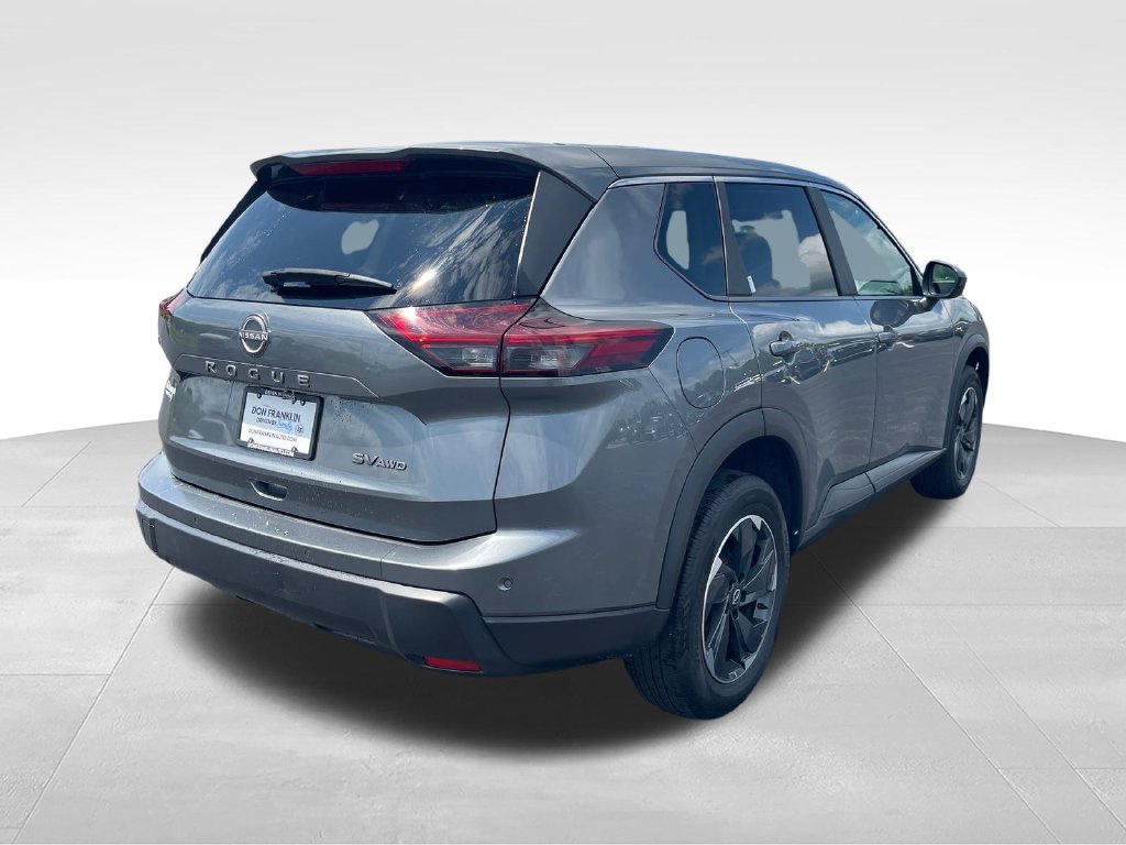 Used 2024 Nissan Rogue SV AWD/4WD image 5