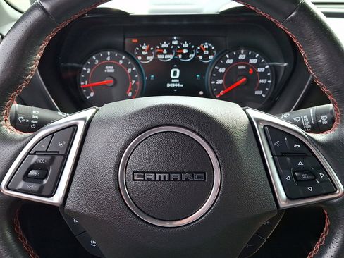 Used 2018 Chevrolet Camaro LT RWD image 18