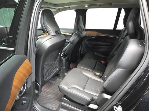 Used 2023 Volvo XC90 T8 Plus w/ Protection Package image 32