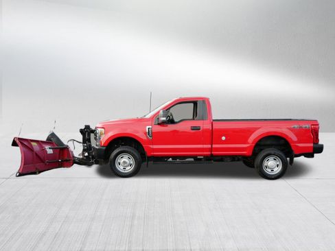 Used 2019 Ford F250 XL w/ Power Equipment Group image 4