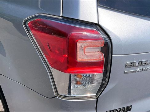 Used 2018 Subaru Forester 2.5i Premium AWD/4WD image 27