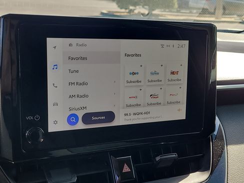 Certified 2025 Toyota Corolla LE image 21