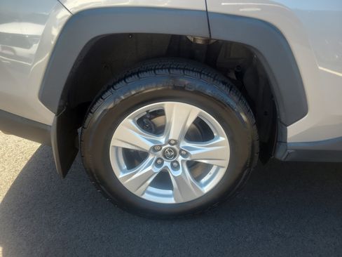 Certified 2021 Toyota RAV4 XLE AWD/4WD image 11