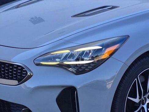 Used 2022 Kia Stinger GT-Line w/ Sun & Sound Package RWD image 9