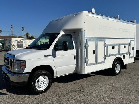 Used 2019 Ford E-450 and Econoline 450 Super Duty w/ Power Windows & Locks Group image 12