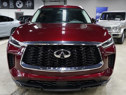 Used 2023 INFINITI QX60 Luxe w/ Cargo Package FWD image 8