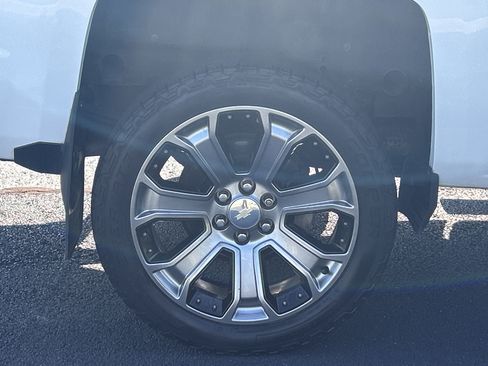 Used 2018 Chevrolet Silverado 1500 LT w/ All Star Edition AWD/4WD image 34