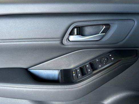 New 2026 Nissan Rogue SV w/ SV Premium Package image 9