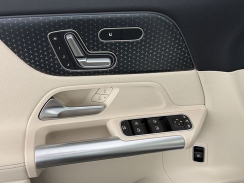 Certified 2024 Mercedes-Benz GLA 250 image 26