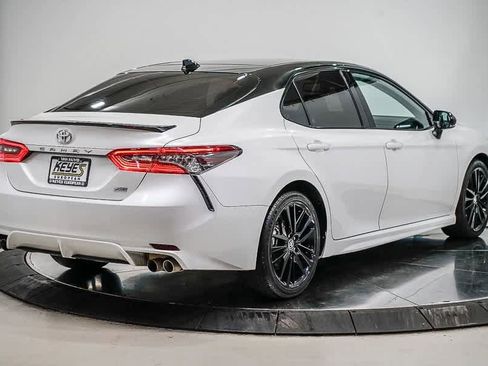 Used 2023 Toyota Camry XSE image 4