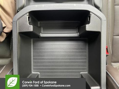 Used 2024 GMC Yukon XL Denali image 39