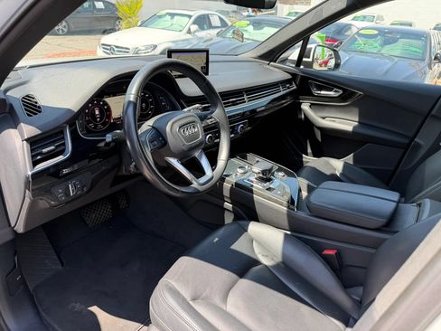 Used 2019 Audi Q7 3.0T Premium Plus w/ Premium Plus Package AWD/4WD image 11