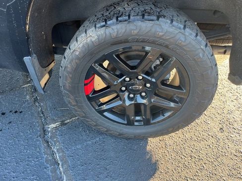 Used 2022 Chevrolet Silverado 1500 RST w/ Redline Edition image 28