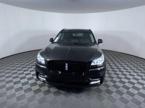 Used 2023 Lincoln Aviator Reserve w/ Equipment Group 201A image 3