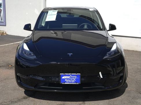 Used 2023 Tesla Model Y Long Range image 5