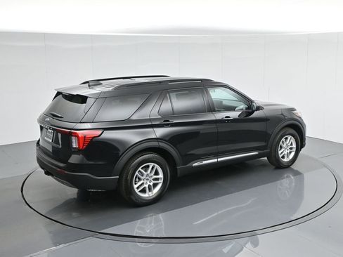New 2025 Ford Explorer Active w/ Active Comfort Package image 43