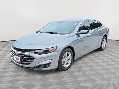 Certified 2025 Chevrolet Malibu LS w/ LPO, Floor Liner Package