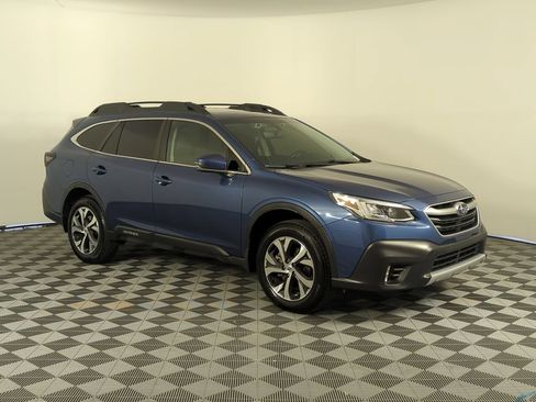 Used 2021 Subaru Outback Limited XT w/ Popular Package #2 AWD/4WD image 8