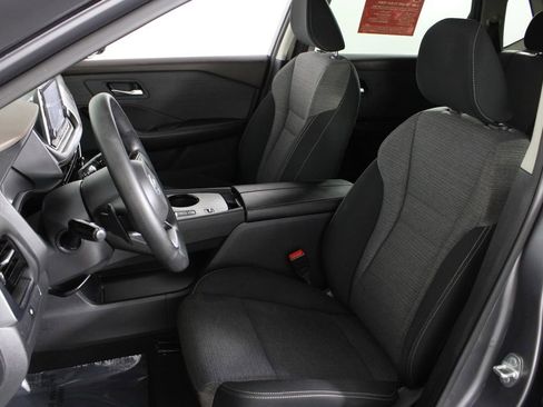 Used 2021 Nissan Rogue SV image 20