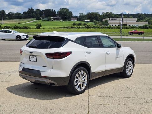 Used 2023 Chevrolet Blazer Premier image 5