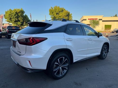 Used 2018 Lexus RX 450h AWD w/ Premium Package image 19