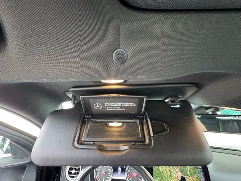 Used 2018 Mercedes-Benz E 300 image 37
