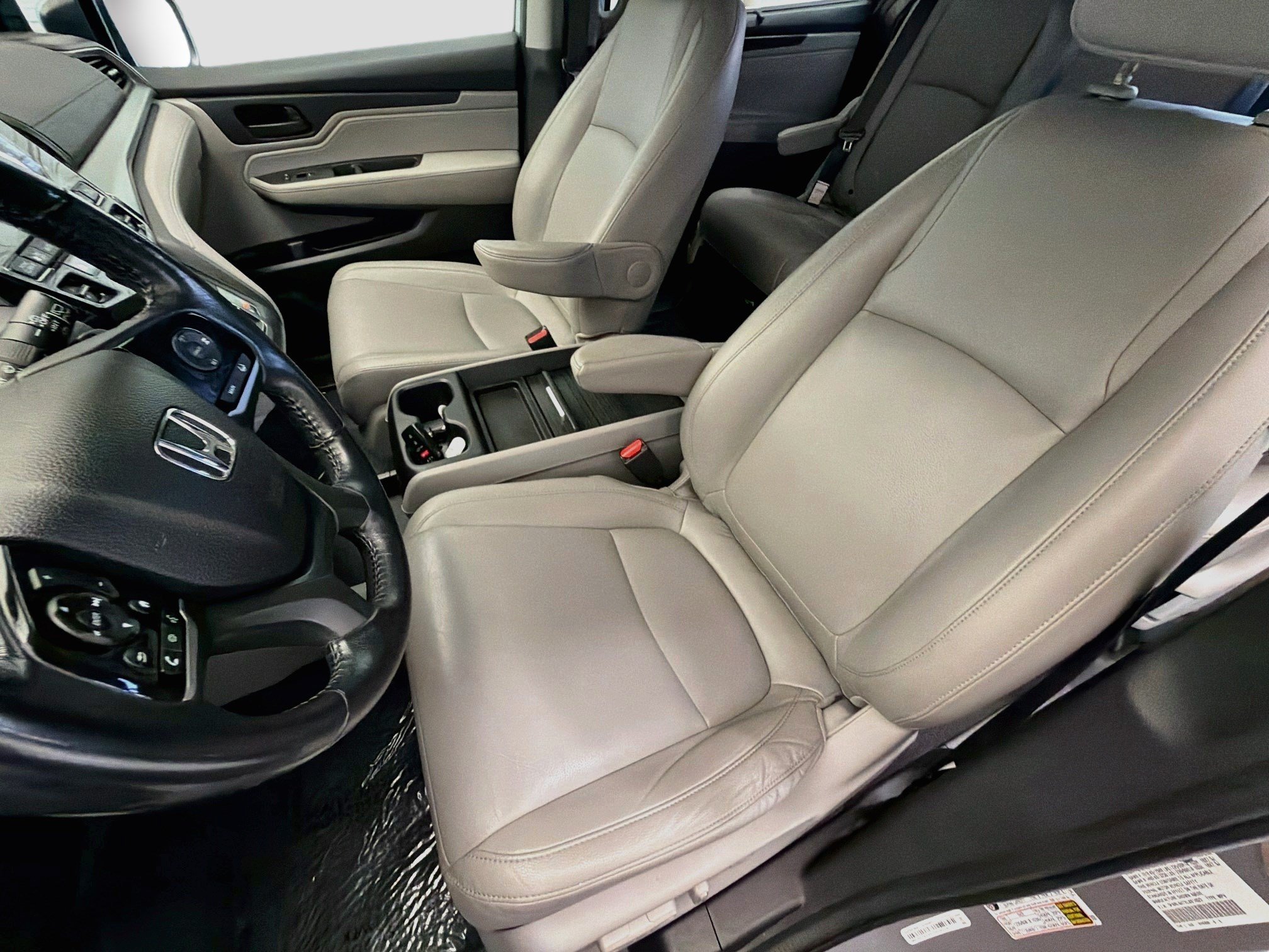 Used 2020 Honda Odyssey EX-L image 11