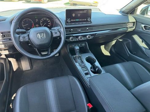 Used 2025 Honda Civic Sport image 16