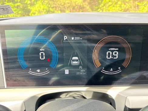 Used 2025 Hyundai Tucson SEL FWD image 14