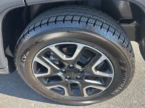 Used 2019 Jeep Compass Sport AWD/4WD image 33