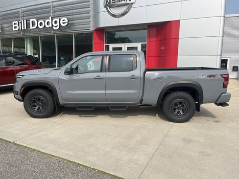 New 2025 Nissan Frontier PRO-4X image 2