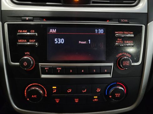 Used 2017 Nissan Altima 2.5 S w/ Power Driver Seat Package FWD image 25