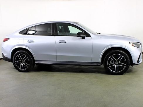Used 2024 Mercedes-Benz GLC 300 4MATIC image 8