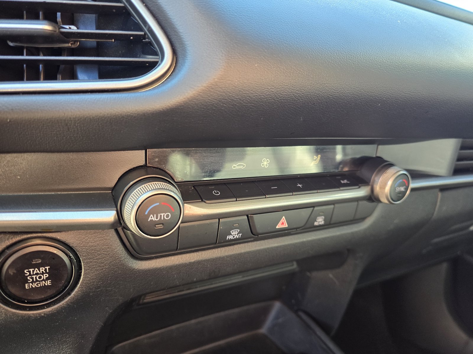 Used 2023 MAZDA CX-30 AWD 2.5 S w/ Select Package image 23