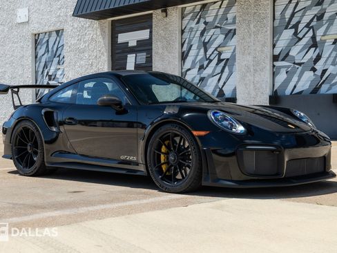 Used 2018 Porsche 911 GT2 RS RWD image 18