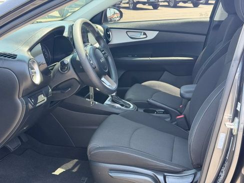 Used 2024 Kia Forte LXS FWD image 15
