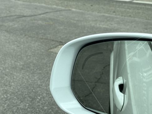 New 2026 Volvo XC90 B5 Plus w/ Protection Package image 21