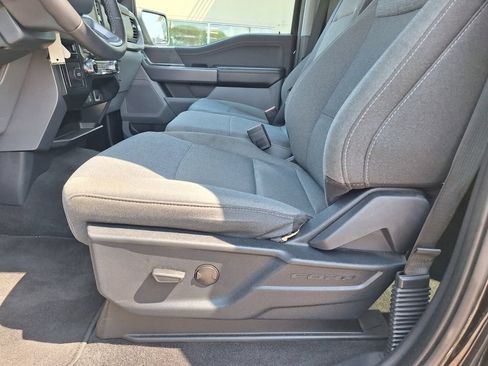 Used 2025 Ford F150 XLT w/ Equipment Group 301A Standard RWD image 29