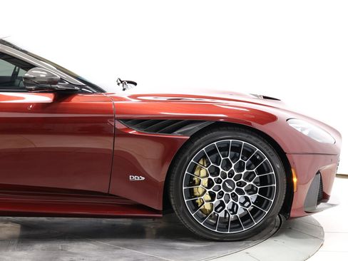 Used 2023 Aston Martin DBS Coupe RWD image 85