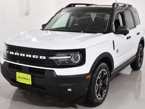 New 2026 Ford Bronco Sport Outer Banks w/ Outer Banks Tech Package+ AWD/4WD image 2