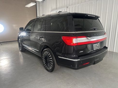 Used 2020 Lincoln Navigator Black Label w/ Cargo Convenience Package image 7