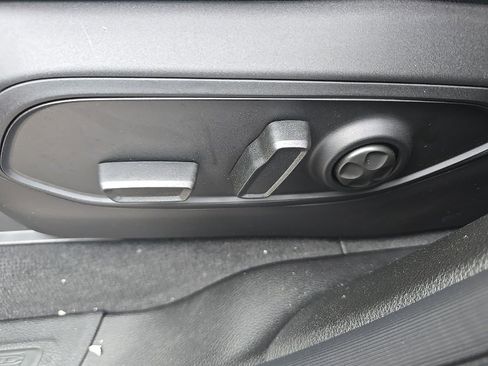 New 2025 Jeep Grand Cherokee Laredo X image 21